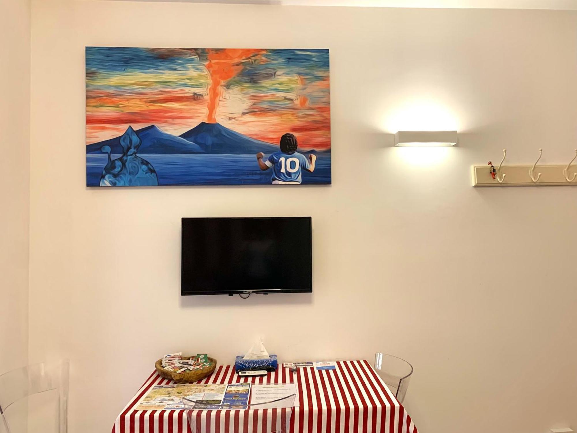 Casa Giulia, Nuovo Appartamento In Centro! Naples Extérieur photo